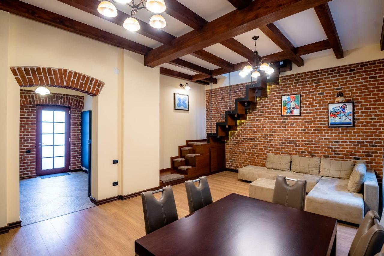 Apartament Lux Unirii Timişoara Buitenkant foto